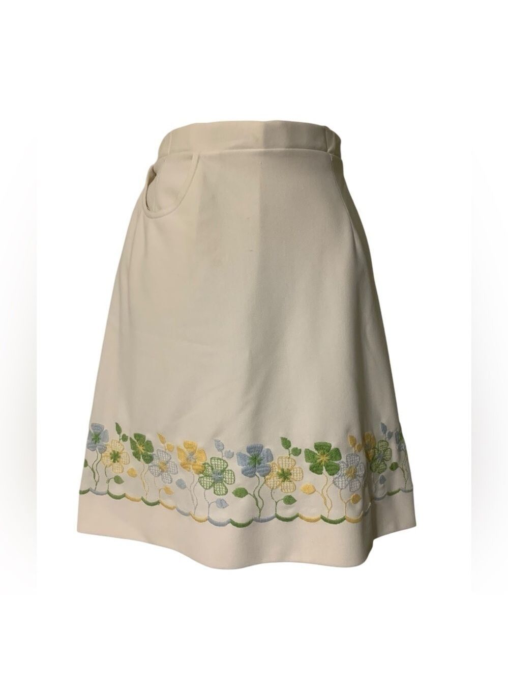 Vintage 70’s golf/tennis skort white with pastel flowers